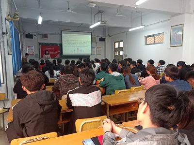 公司团委负责人发言